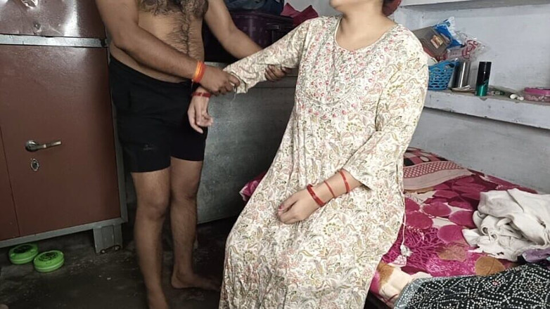 Pyaripooja22: Hôm nay anh rể của tôi bắt gặp tôi, bắt...