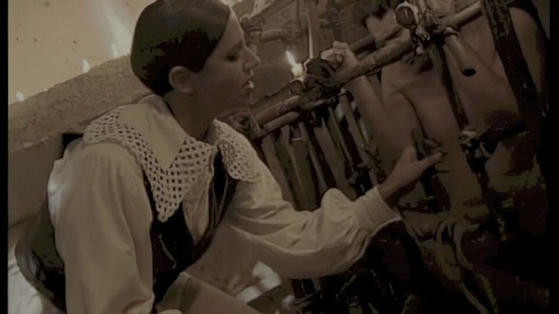 Inthe MILF room: 촛불 빛에서 케이지와 섹스에 제출