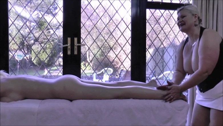 Older Women Club: Lacey Starr &amp; Chessie Kay