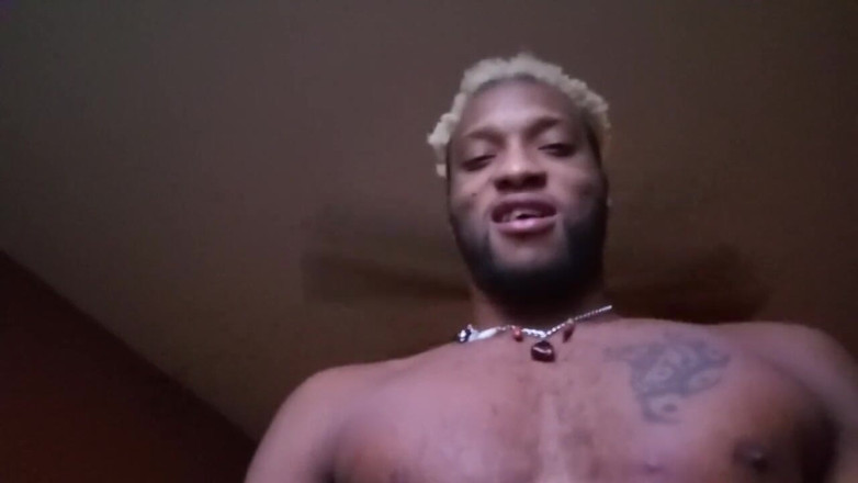 Kennie Jai: Kenniejai为邻居的大量射精而撸管