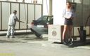 Crazy pee girls: Писсинг на автомойке на улице