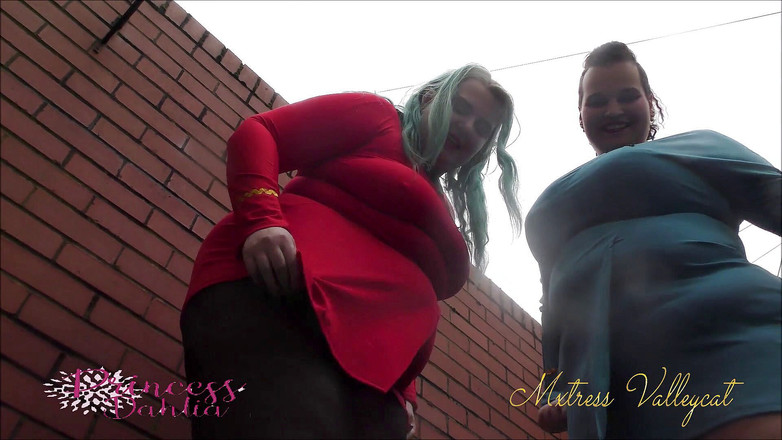 Mxtress Valleycat: Возвращение 50-футового yeoman