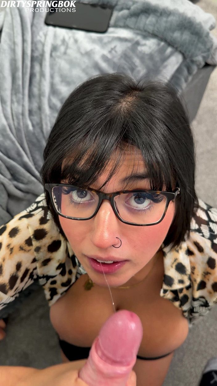 DirtySpringbok: Aaliyah Yasin отримує сперму від камери чоловіка