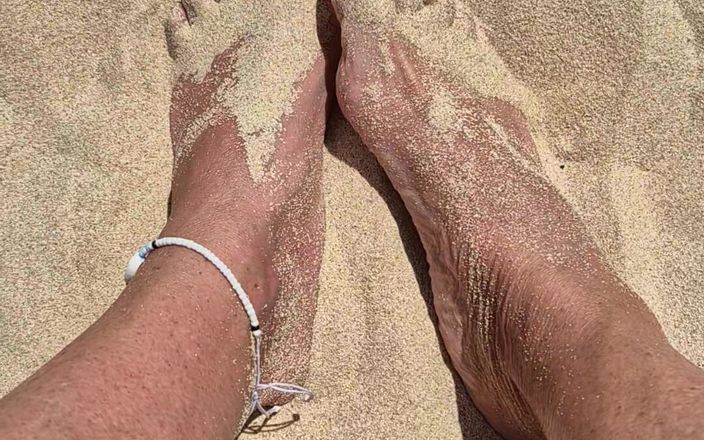 Uk Joolz: Pies en la arena!