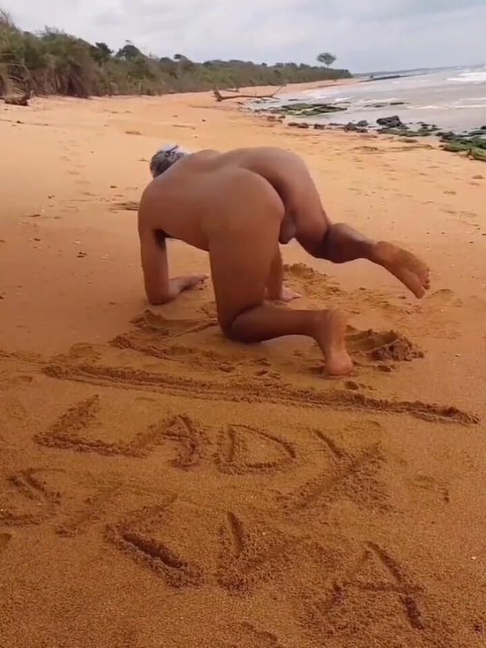 Ladysilvas: Ladysilva caliente culo en la playa