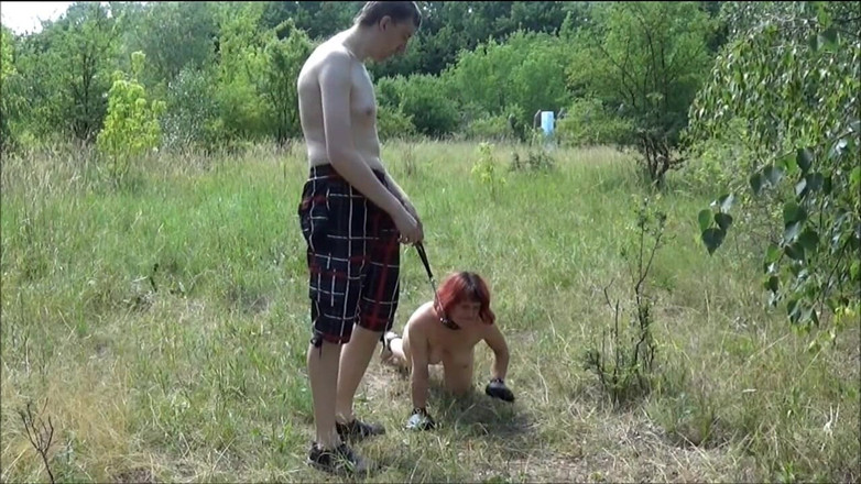 Slave Jenni: Petplay in Park with My Sexslave