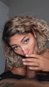 Sex with a Hot Latina Who Begs Me for My Cum in Her Mouth