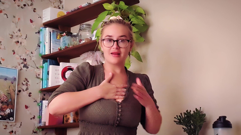 JessieHH: Застукали в грязной стирке мачехи - бесплатно