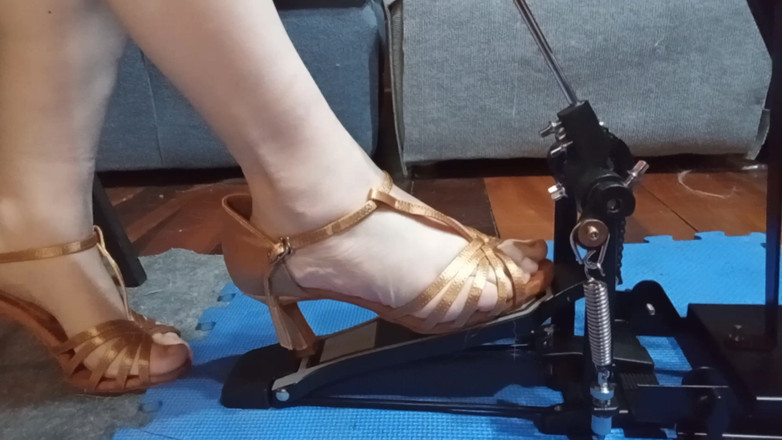 Mois Fantasys: Zmysłowa praktyka pedału