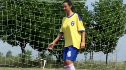 Lesbian Stories: Friends take a break from training