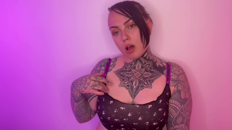 Miss Valentina: 你的嘴对大黑