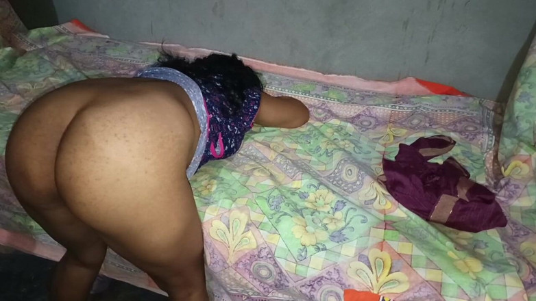 Savita5343: Cette Femme Sexy a Désespérément Besoin De Sexe Hardcore (audio En...
