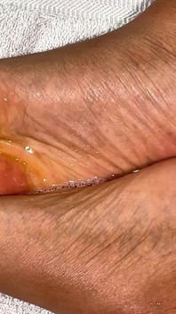 MILF Spits on Her Feet for You to Worship
