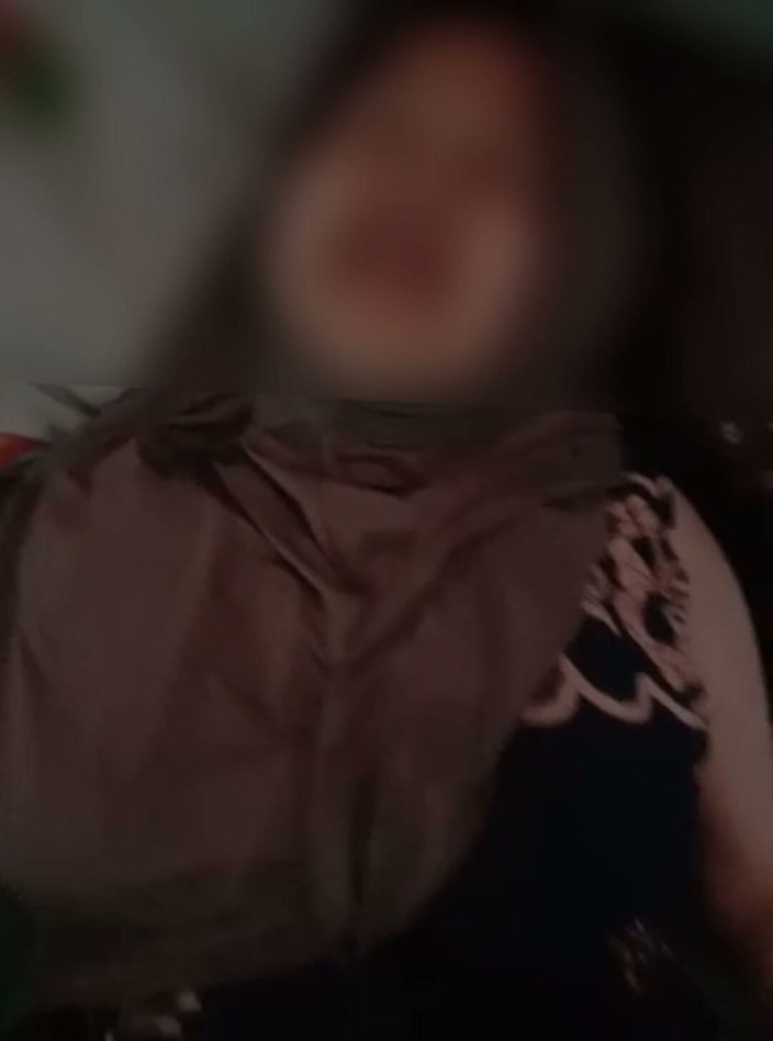 Famly sex: Il sospiro di una ragazza del villaggio con l'hijab è davvero...