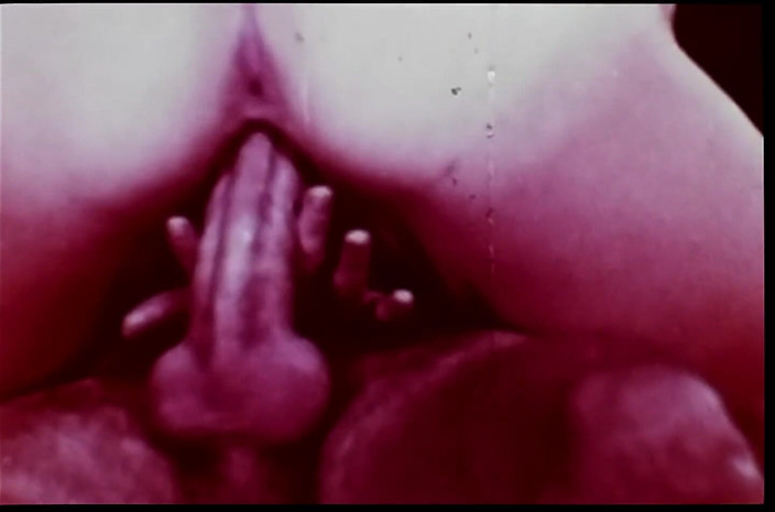 Close Encounter Vintage: Vintage porn retro erotic theatre - dead heat