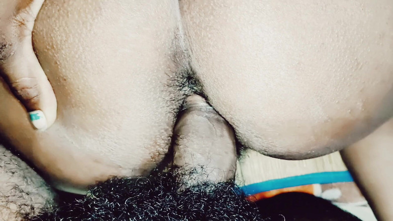 Gomathy: Soția tamilă se tare și dur