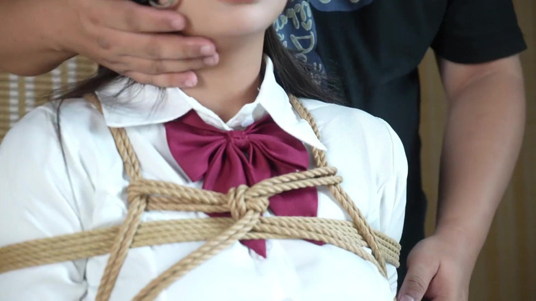 Aisan girl bondage: Xr46- Uniforme de estudiante y esclavitud de bolas
