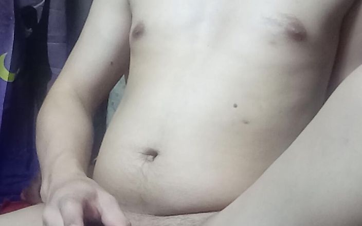 Reynaldo6: 女王は今これを本当に楽しんでいます、彼女は何でもします