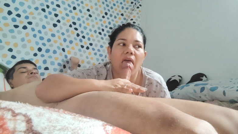 Couple amateur: Not Everyone Can Resist Me. Can You?