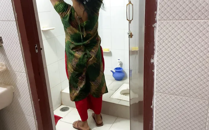 SAFI TV: I Went to the Bathroom and Started Fucking My Stepsister