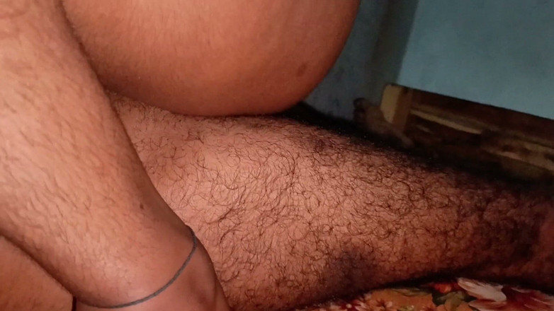 Indian69ExpressTM: الجزء الثالث: بنت قروية جميلة تفقد عذريتها لأول مرة بنيك مؤلم جداً