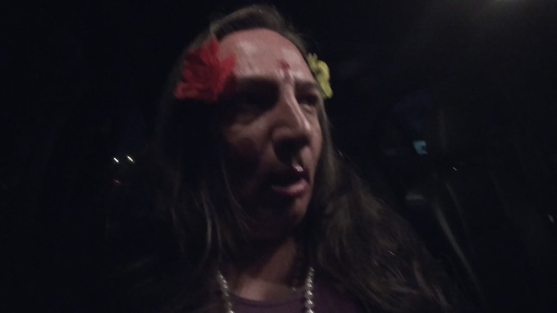 JonasBen: Sissy Silly CD má venkovní masturbační zábavu v autě!