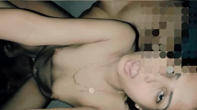 Dasi couple: 후배위 스타일로 따먹히는 파키스탄 연인 2부