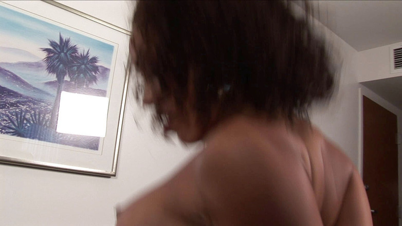 Hot Girlz: 흑인 남자와 바람을 피우는 거유의 바람둥이 흑인 밀프