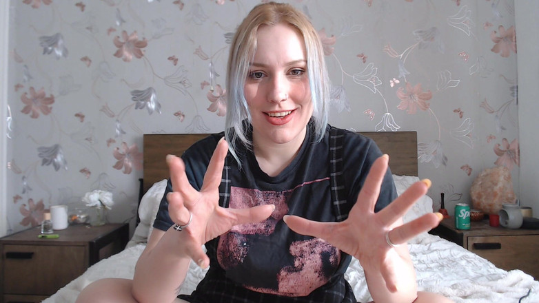 Ripley sweet studio: Chůva jí