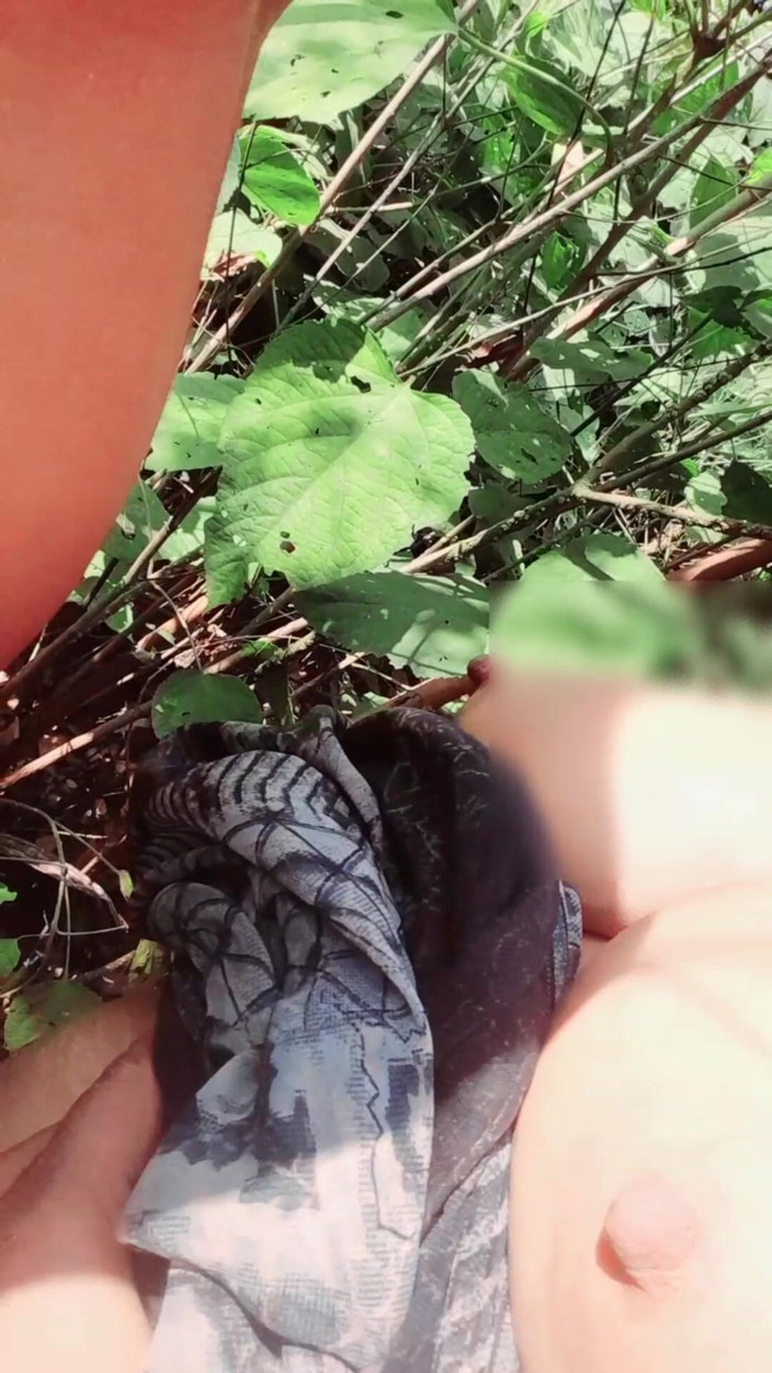 Renudbf: Bhabhi desi India dikongkek oleh devar audio hindi di luar