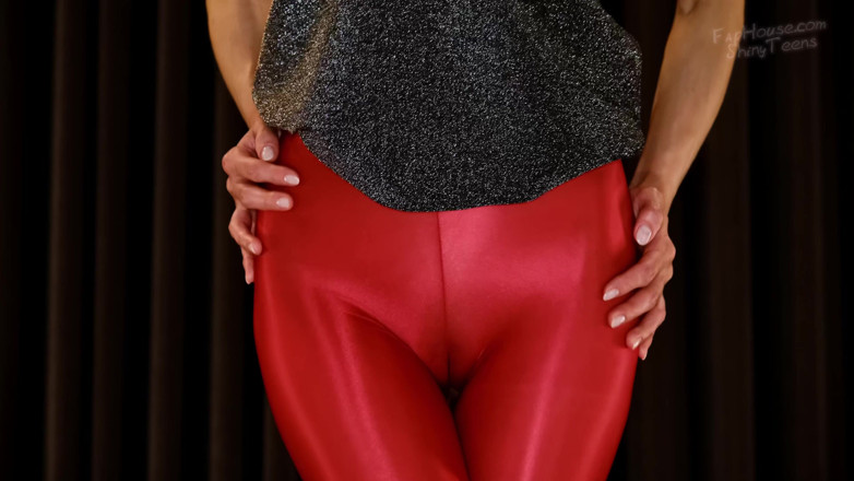 Shiny teens: 926 Ultra Shiny meia-calça vermelha