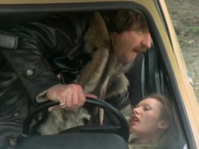 Java Consulting: Richard dientot habis-habisan di dalam mobil