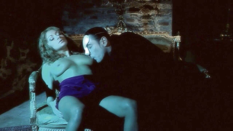 Xtime Network: 性感的黑发女郎被肛交并被喷在奶子上