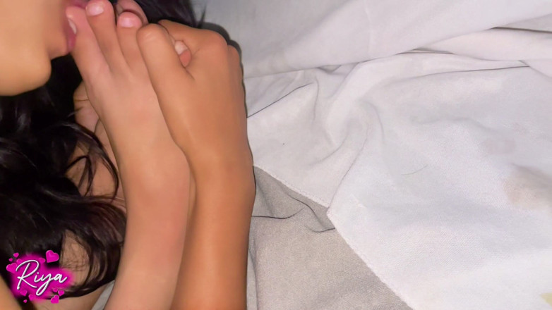 LOVE 4 FUK: Licking My Toes Most Hot Girl Was Despirate to Get...