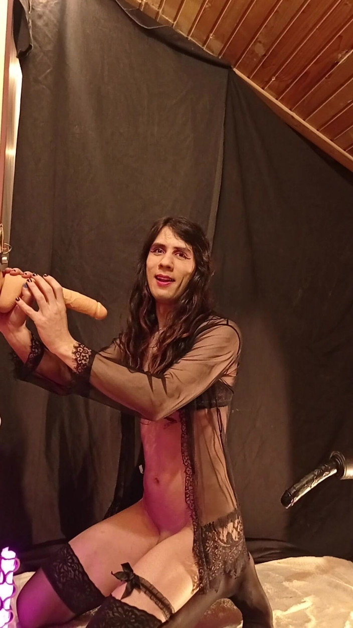 DiiVampy: Máy làm tình trong khi bú cu sâu