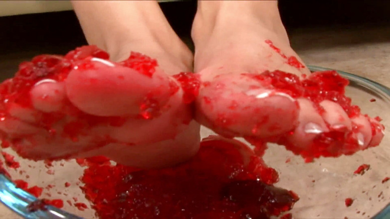 Radical: Yemek ve sert seks ile ayak fetişi