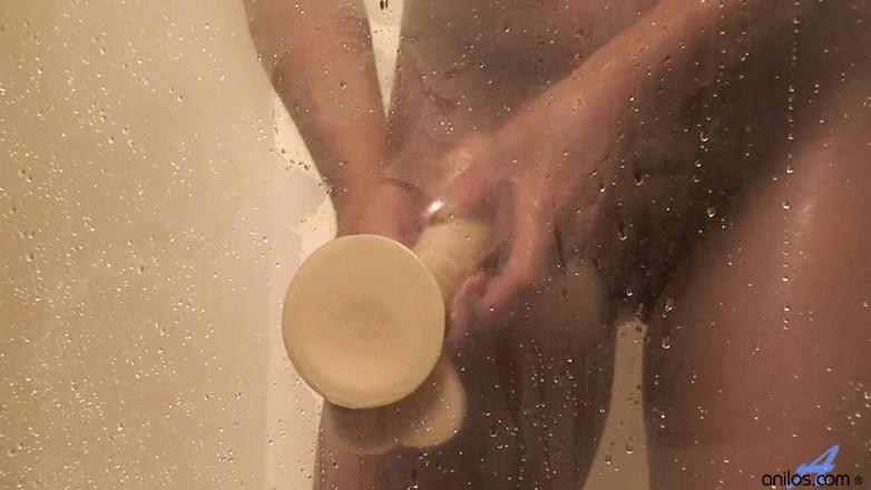 Anilos: Shower Toys