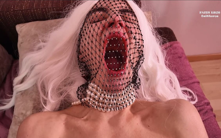 Faith Eros: Nữ thần nghêu nghè điều khiển cực khoái của bạn