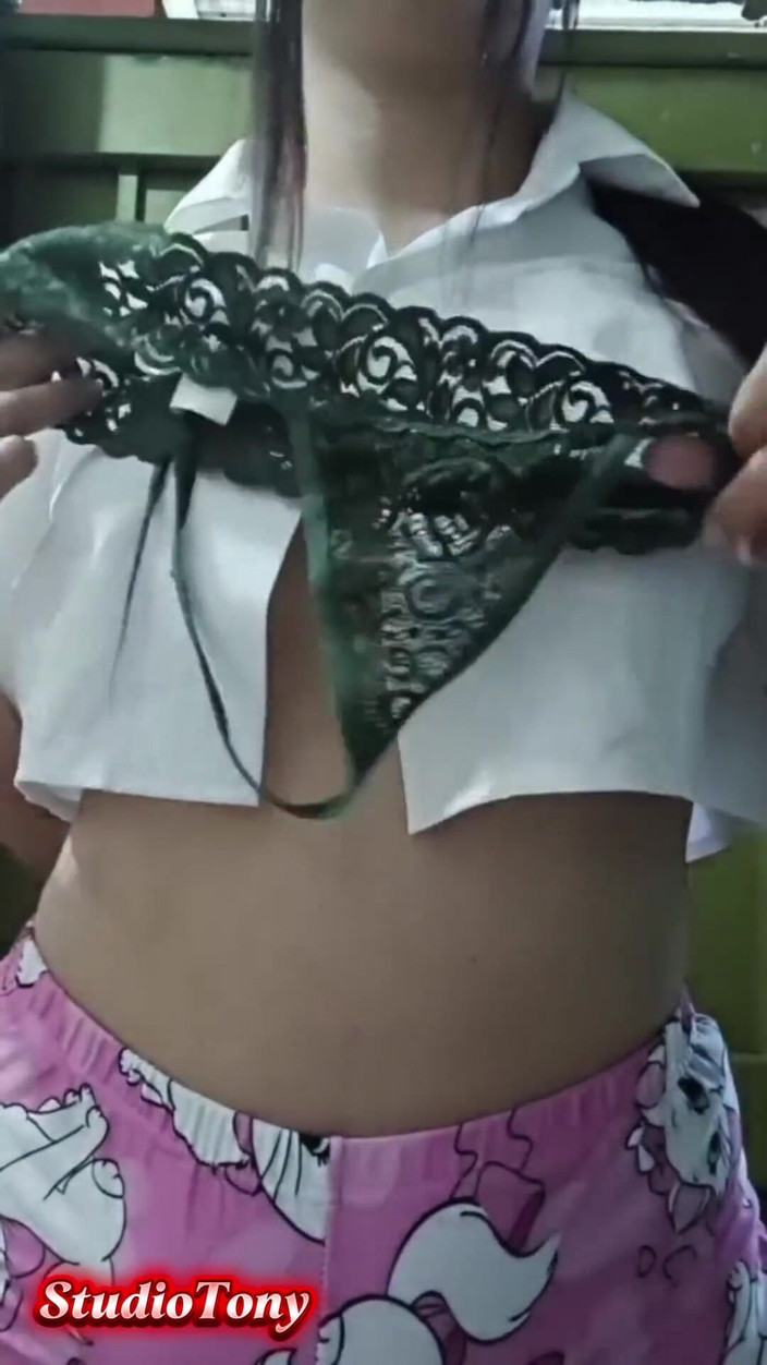 Yuli and tony: Berühmte influencerin yulieth gomez zeigt ihre heiße vagina