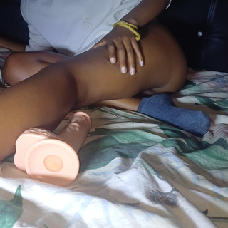 MphowaLepona: Dildo Joyride