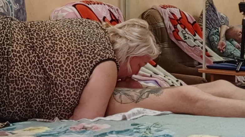 Zona901: Tchýně kouřila a jedla mrdku