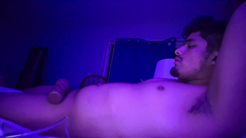 NakyJoss: Szarpanie mojego nieobrzezanego kutasa podczas pompowania mojego brzucha