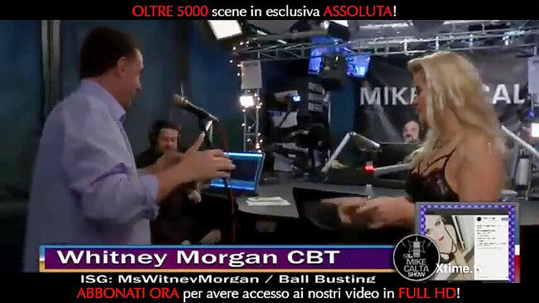 Andrea Dipre Channel: Andrea Dipre在电台直播中非常热辣！