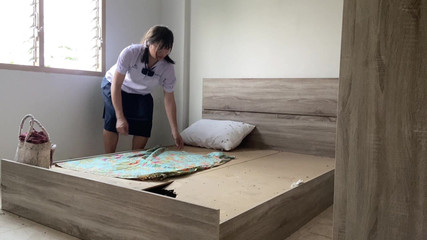 Fampfy Nana: Pakaian Seragam Kolej Junior Yang Sempurna