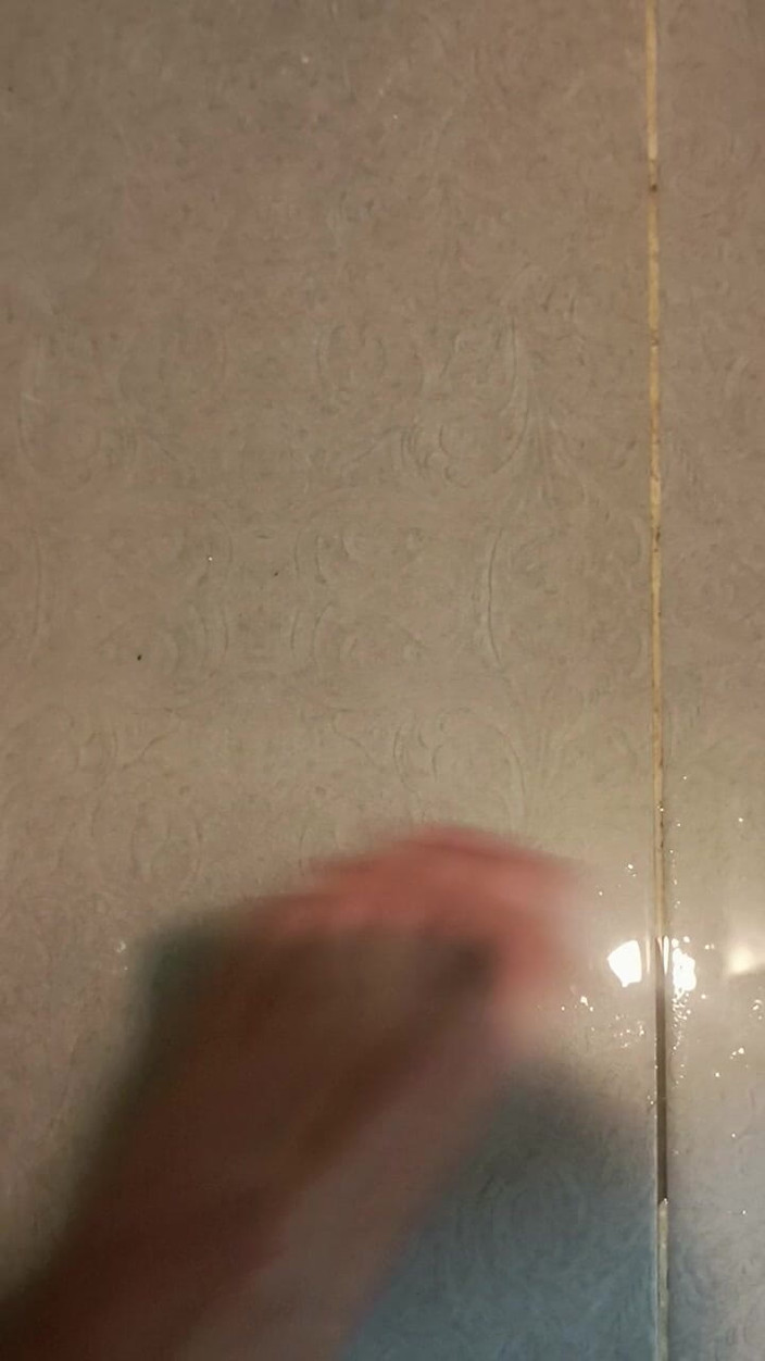 Piss play and piss on itself: Jeu De Pisse Et Pisse Sur Mes Pieds.