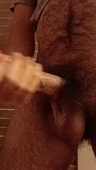 कैसे कठिन हो और हस्तमैथुन करें