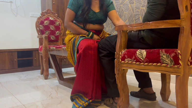 Besharam Jodi: Desi Indian Saree Fucked by Her Besharam Younger Stepbrother