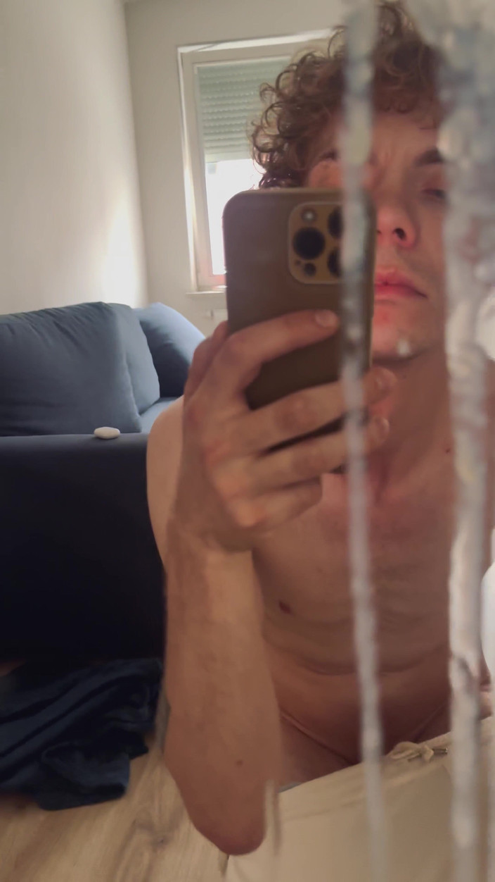 AceKropek: एक दर्पण पर सह शॉट के साथ एक घोड़े को खटखटाना0