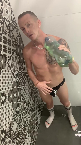 Luke: Láhev chcaní jako dárek