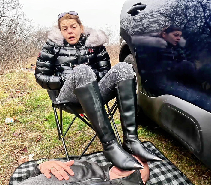 Mistressyammyboots: Nog een training uitgevoerd door de meesteres over haar slaaf